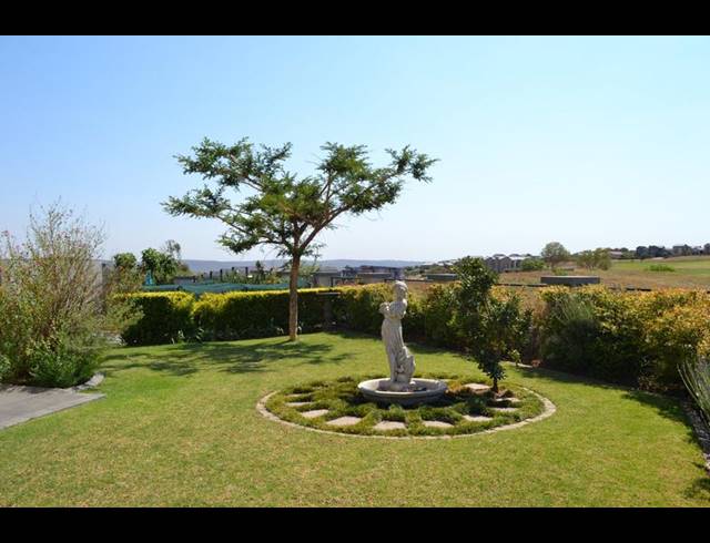 4 BEDROOM HOUSE FOR SALE IN COPPERLEAF ESTATE